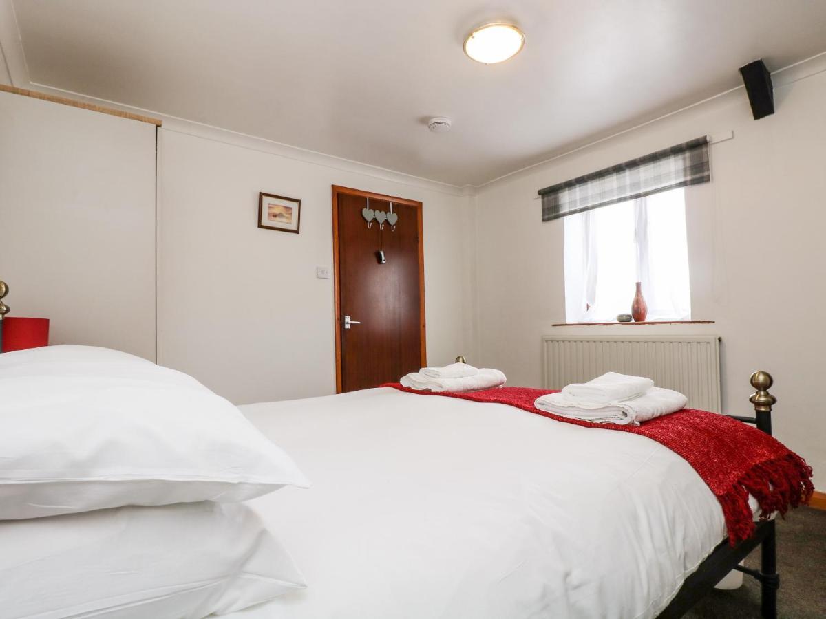 Coach House Cottage Буде Экстерьер фото